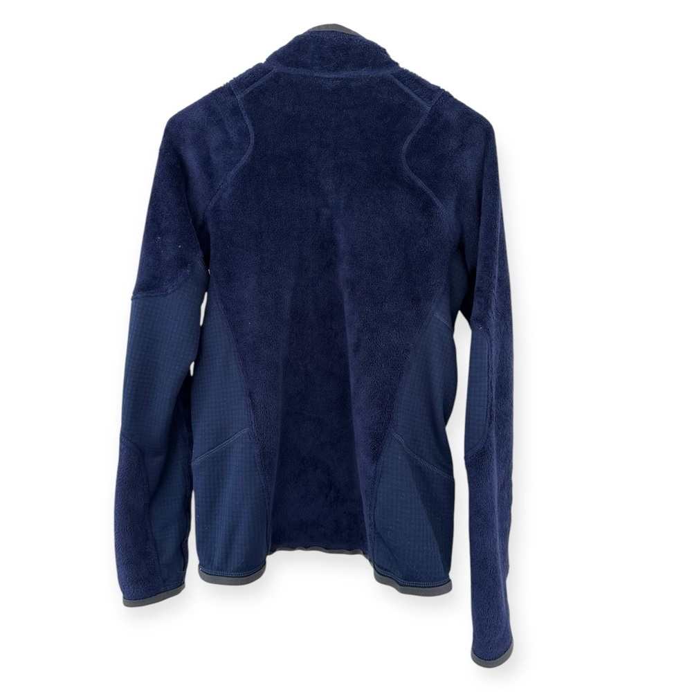 Patagonia • R2® Jacket Navy - Picture 2 of 8